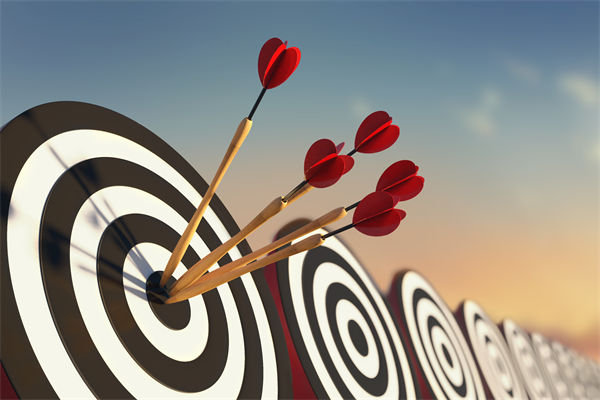 在全球化競爭中，企業如（rú）何製定有效的戰略（luè）管理策（cè）略？