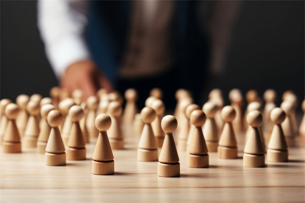 資（zī）源分配時，組織規劃如何平衡各部門需求與整（zhěng）體目標？