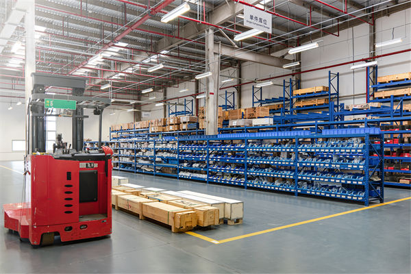 如何通過供應鏈（liàn）谘（zī）詢優化企業的庫存管理策略？