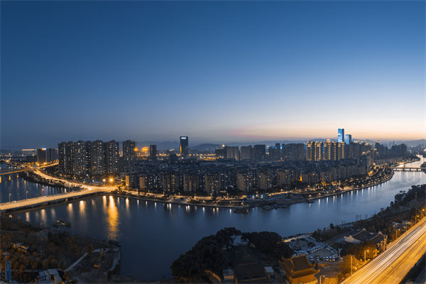 福州（zhōu）營銷谘（zī）詢公司如（rú）何為企業定製創新（xīn）營銷策略（luè）？