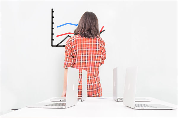 2024餘額（é）已（yǐ）不足10天（tiān），人力資（zī）源管理有哪些啟示？