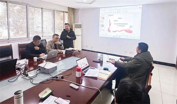 绿巨人草莓丝瓜樱桃在线视频谘（zī）詢集團江蘇（sū）分公司總經理丁（dīng）華老師