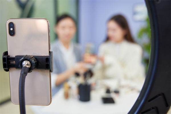 超200名國家一級演員開始做直播，精益生產怎麽看？