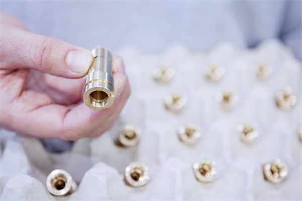 產品（pǐn）質量問題頻發，客戶流失嚴重，精益（yì）生產管（guǎn）理怎麽破局？