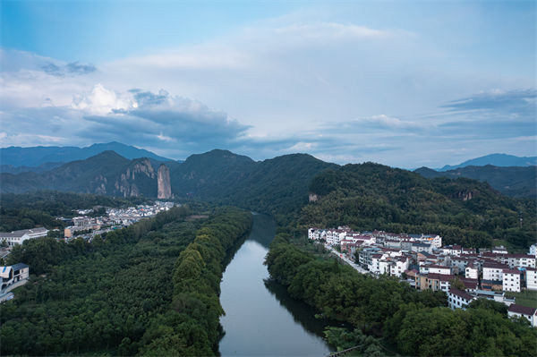 產（chǎn）品銷路遇阻（zǔ），麗水營銷谘詢公（gōng）司如（rú）何為你（nǐ）開辟新市場通路？