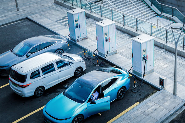 市場競爭激烈如戰場，年度經營計劃（huá）助你搶占製勝高地