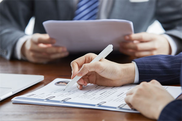 哪些行業人才火爆就業市場？人力資源管理（lǐ）有何啟發？