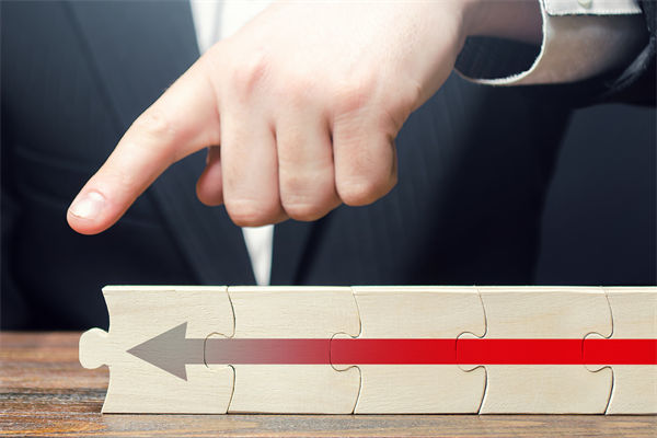 戰略（luè）執行層層衰（shuāi）減，集團管控如何確（què）保目標（biāo）精準落地？