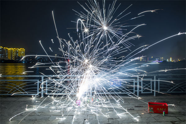 精（jīng）益生產分析（xī）：湖南一花炮廠爆炸，現場升起蘑菇雲