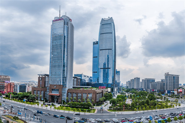 集團子公（gōng）司各自為戰內耗嚴重，東莞集團管控谘詢公司能協助解決嗎？